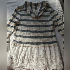 BLU PEPPER grey and ivory stripe slub hoody w white ruffled eyelet bottom trim